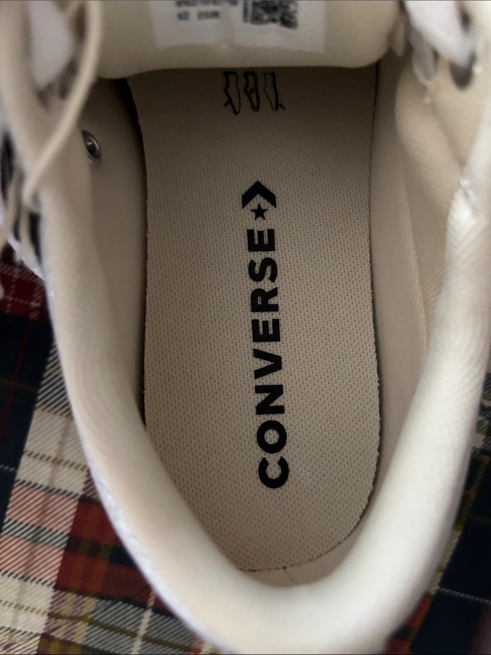 Converse All Star Low Top Sneakers - White and silver - Picture 5 of 10